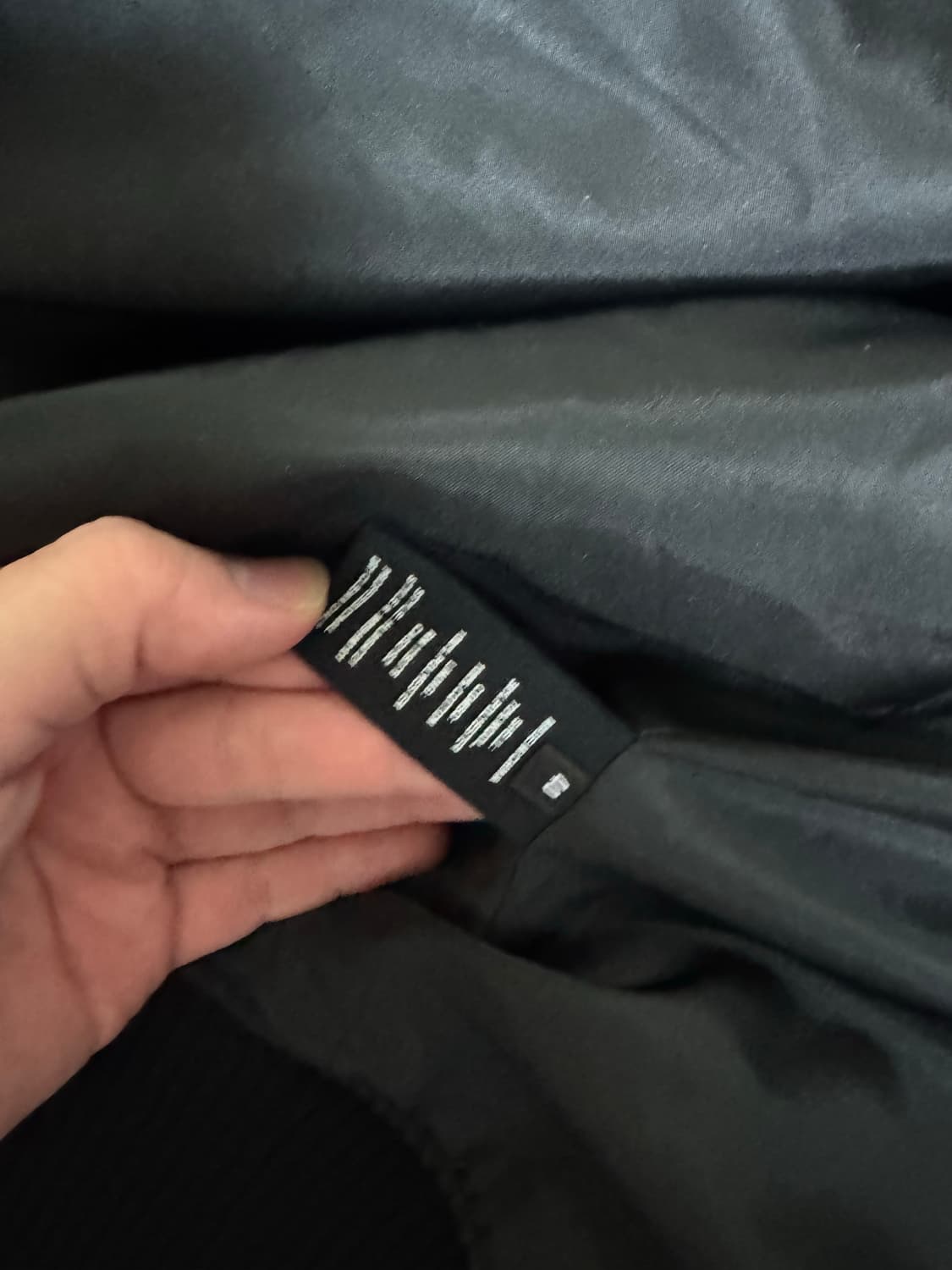 헬무트랭 봄버 EU40 상품이미지3