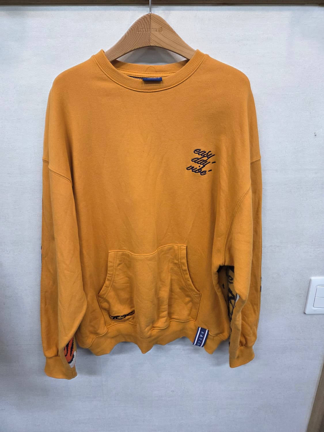 로맨틱크라운 니트 맨투맨 L 상품이미지1