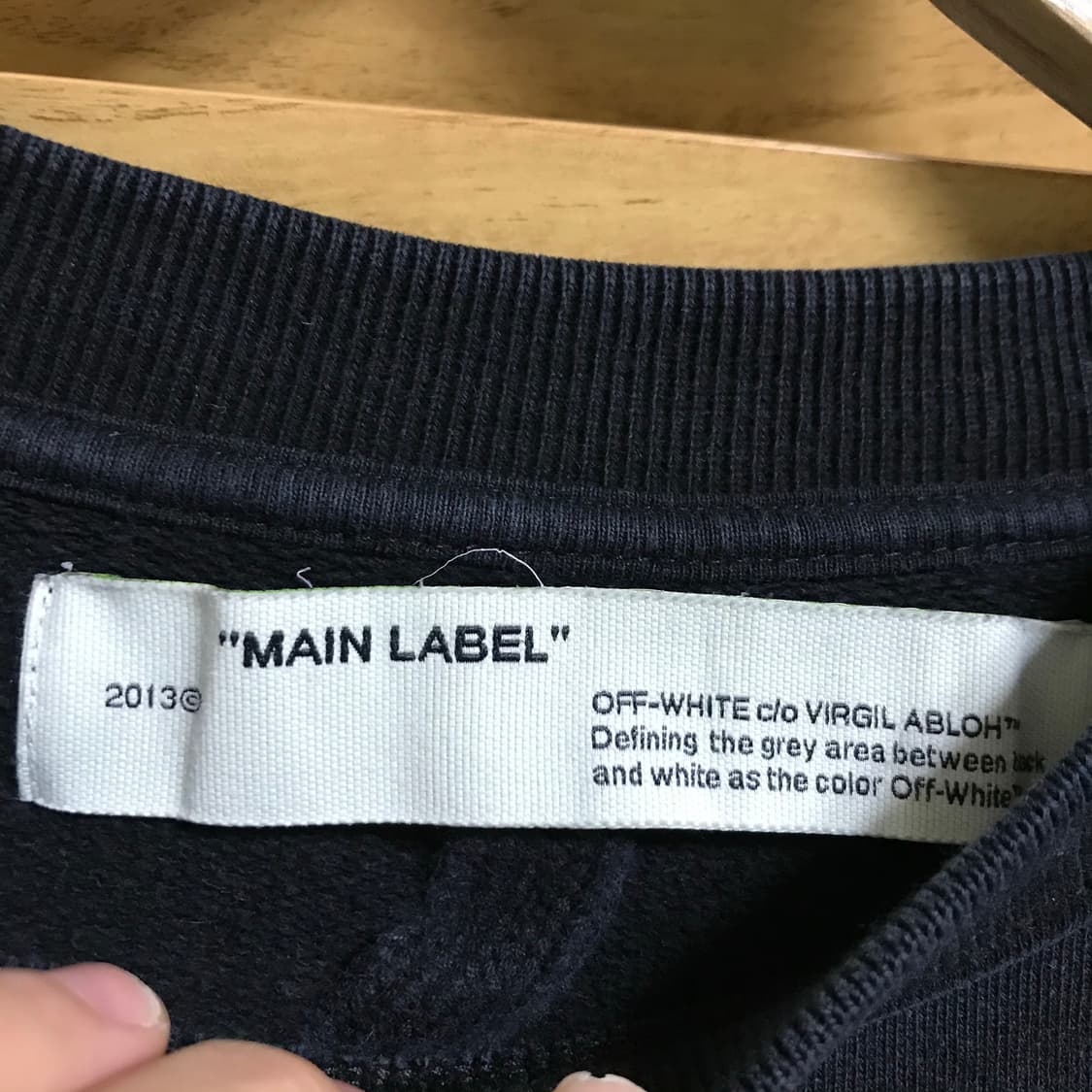 오프화이트 테이프애로우 스웻셔츠 상품이미지5