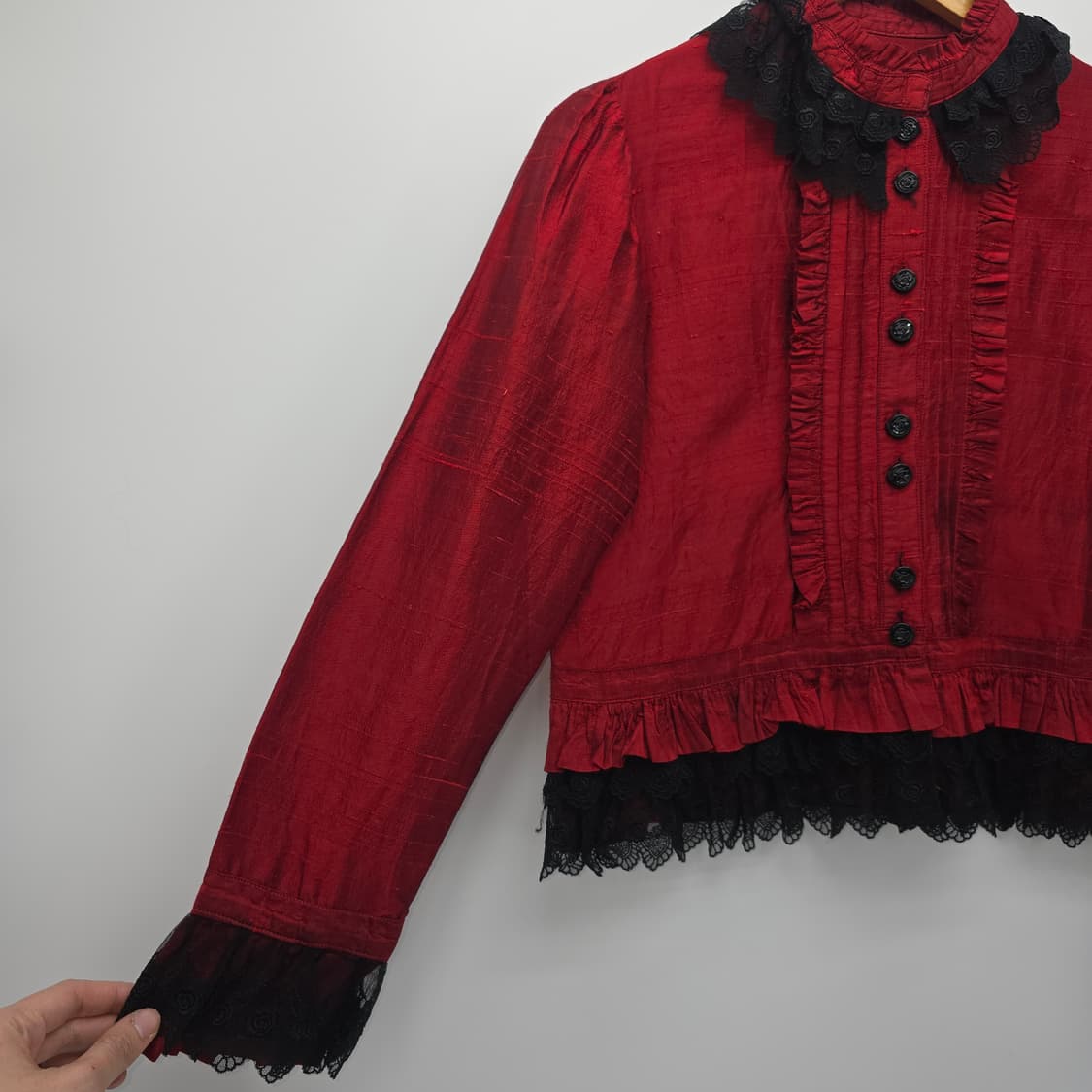 레드 빈티지 레이스 블라우스 상품이미지4