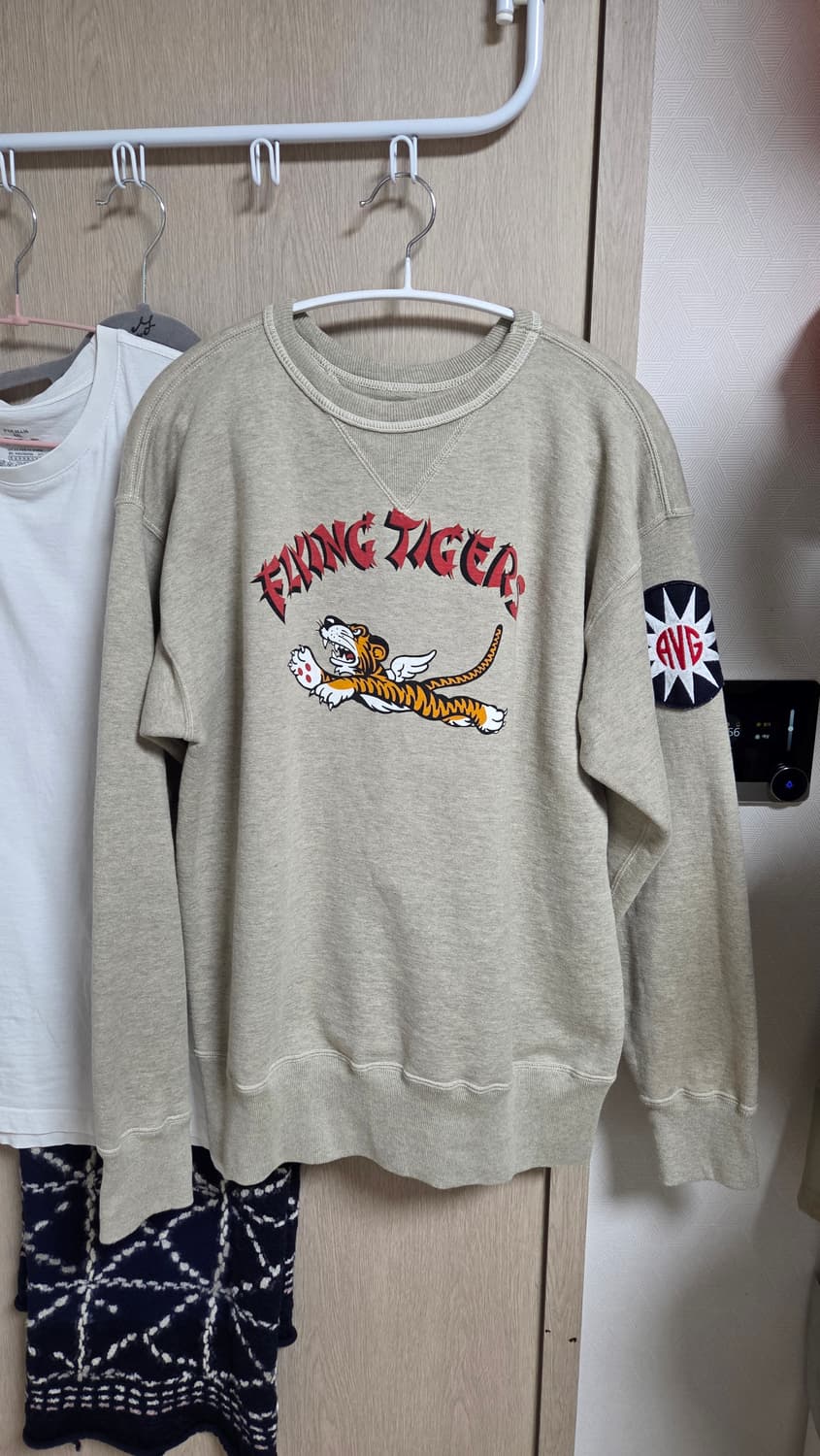 리얼맥코이 플라잉타이거 스웻 xl 상품이미지1
