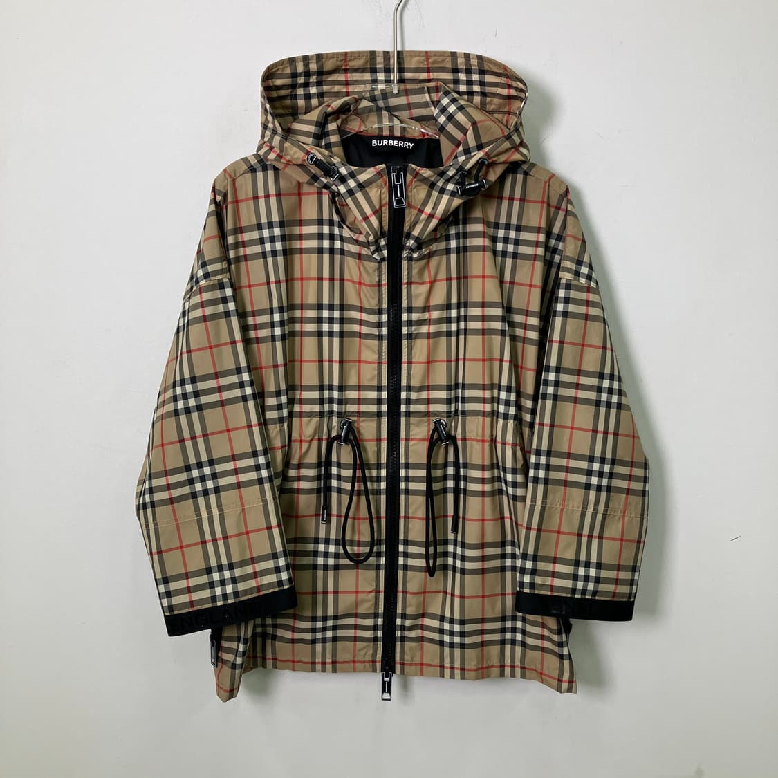 버버리 체크 드로스트링 후드 자켓  상품이미지1