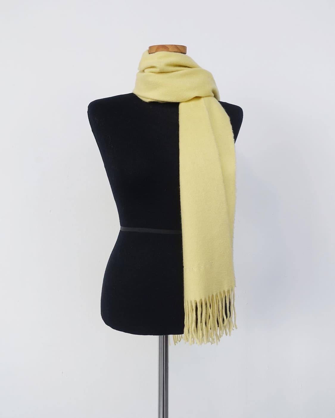 지방시 캐시미어 머플러 상품이미지3