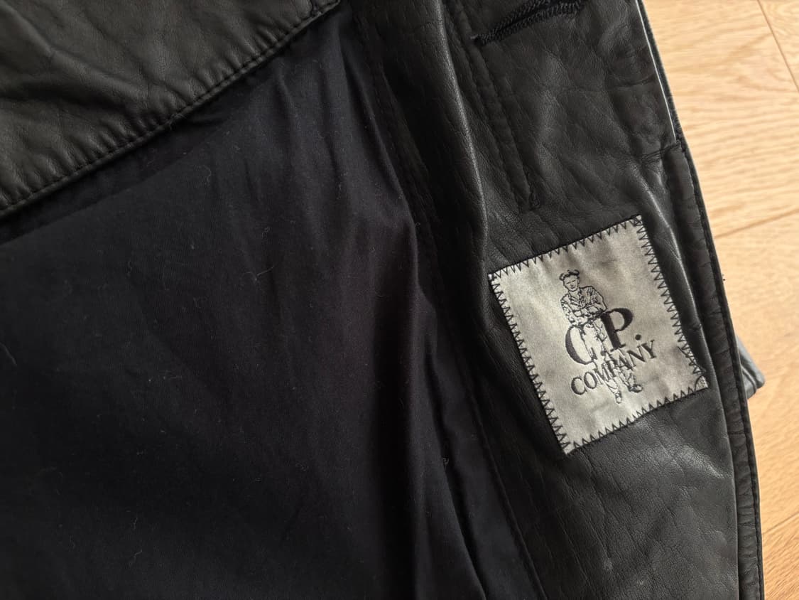 씨피컴퍼니 C.P. 컴퍼니 포켓 블랙 레더 자켓 상품이미지6