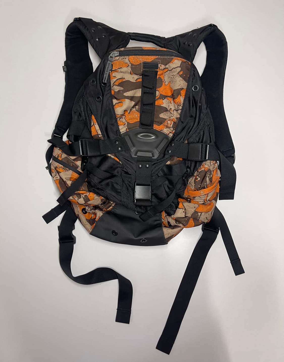 오클리 아이콘 카모 백팩 상품이미지2