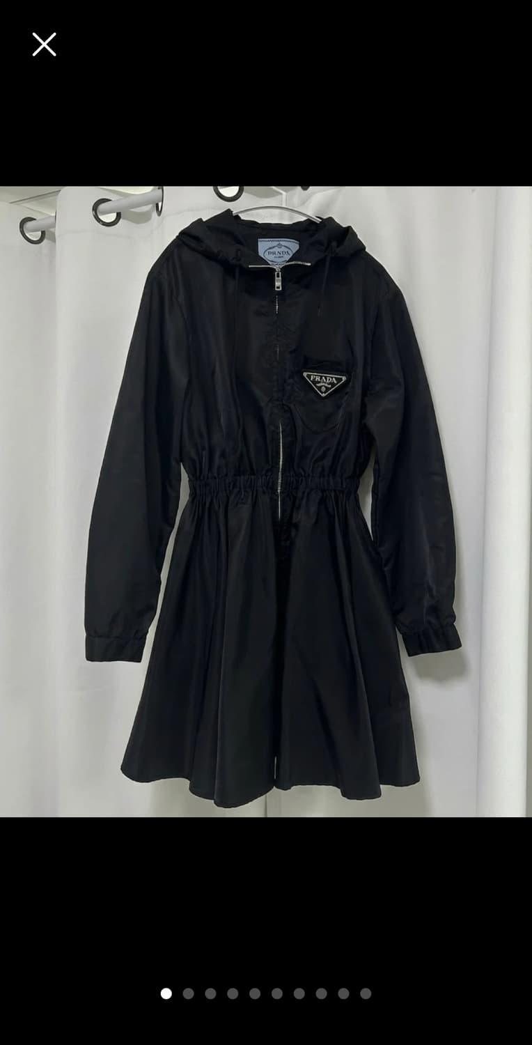 프라다 후드 바람막이 코트 상품이미지1