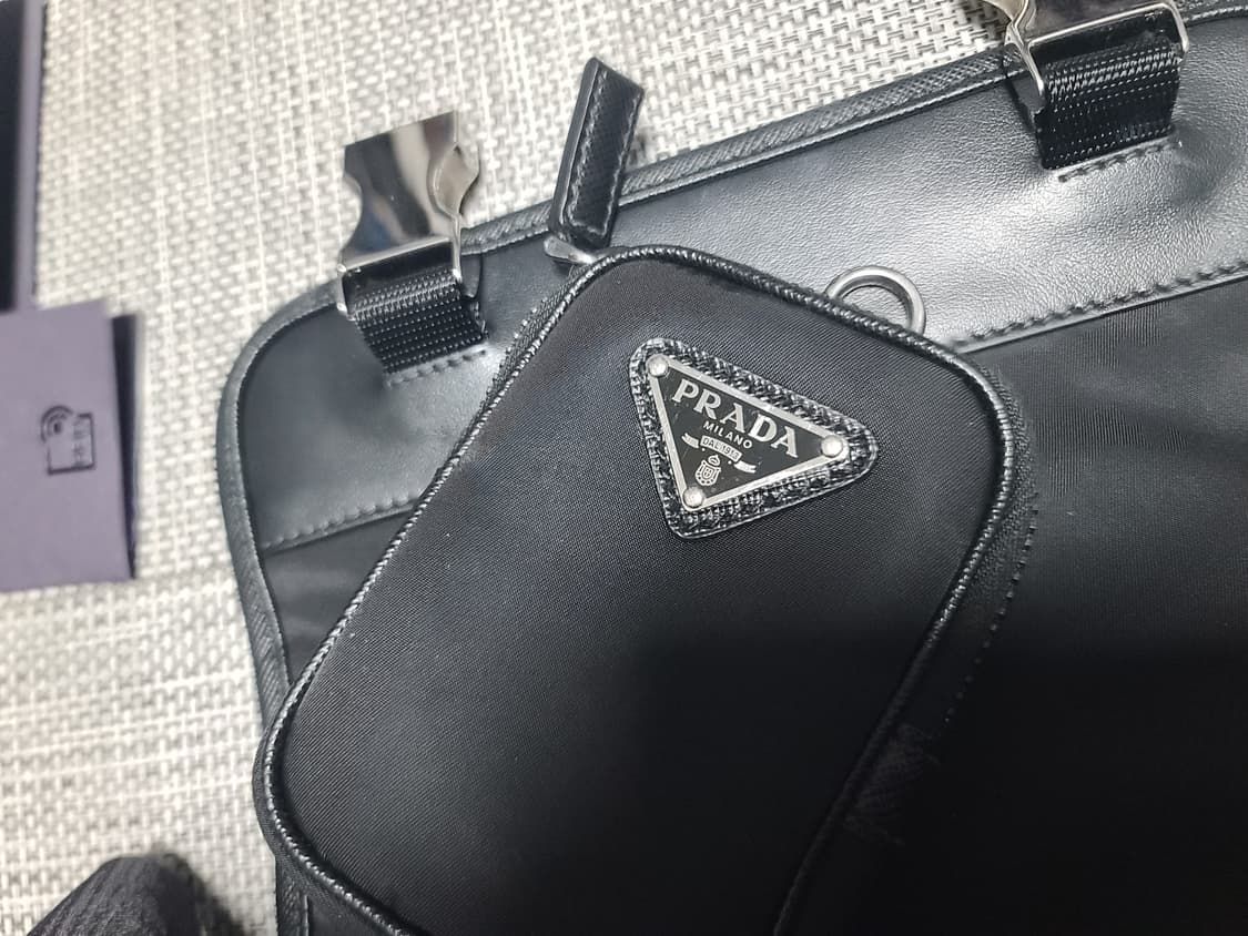프라다 숄더백 메신저백 크로스백 2vd034 프라다 버클 리나일론백 상품이미지9