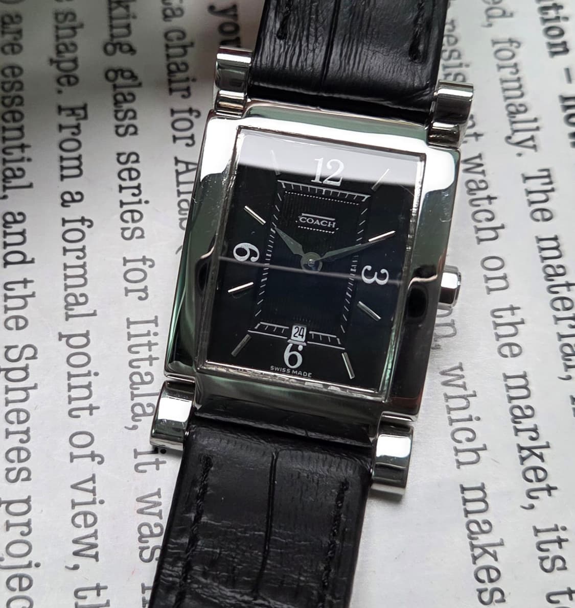 명품 코치 w514 사각탱크 아라빅 블랙 다이얼 쿼츠 드레스워치 상품이미지2