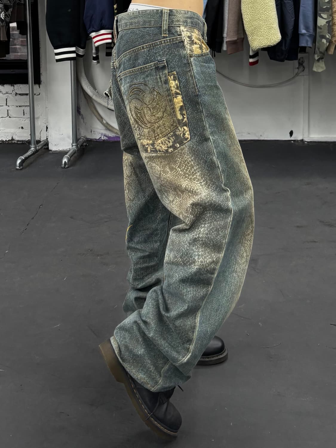 카라쿠리 타마시 뱀피 드래곤 데님팬츠 상품이미지4