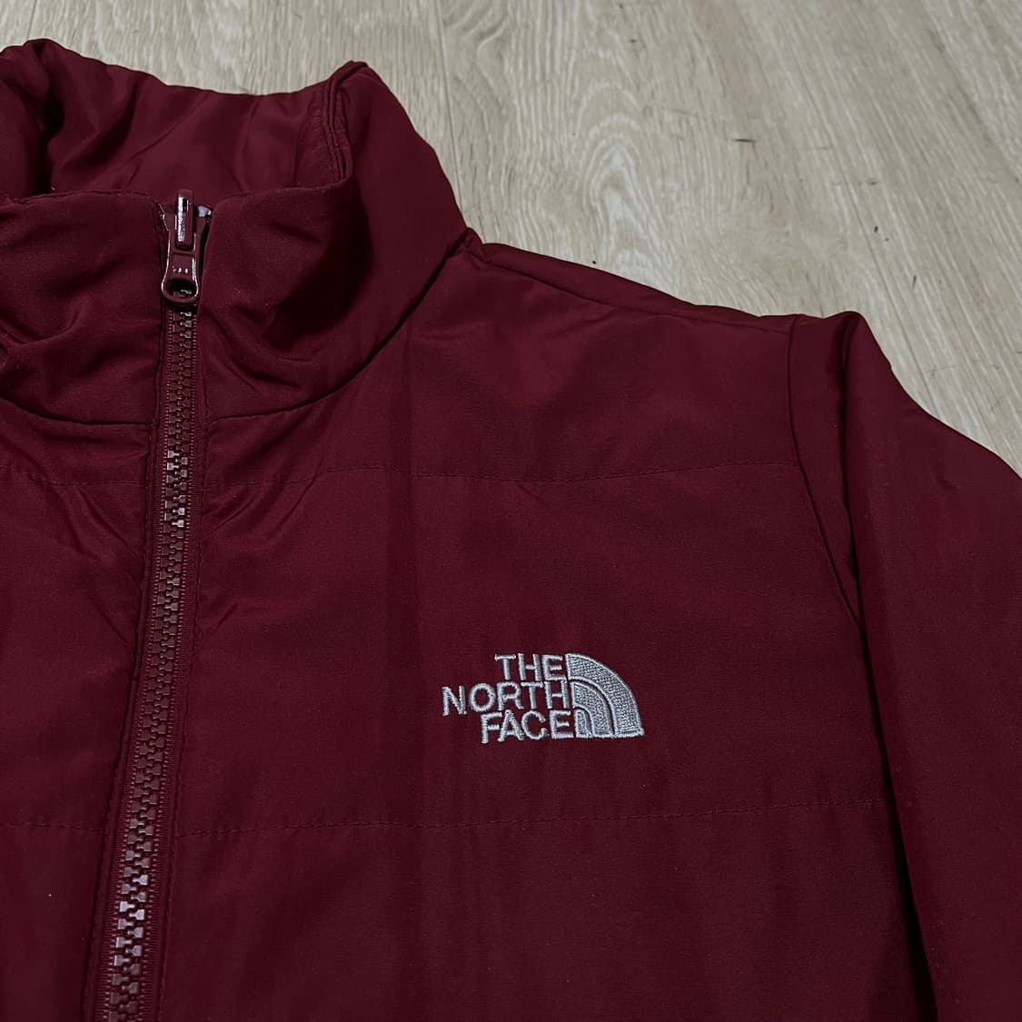 노스페이스 여성 경량 패딩 M/85 상품이미지3