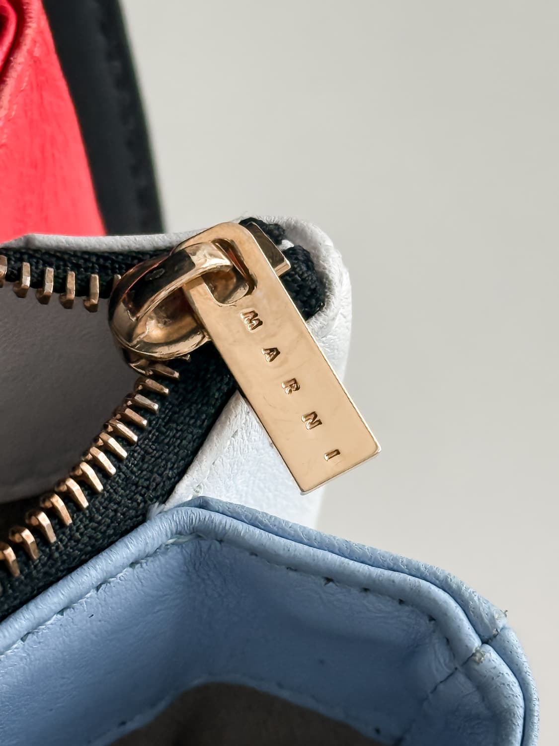 마르니 비트 아코디언 숄더백 상품이미지9