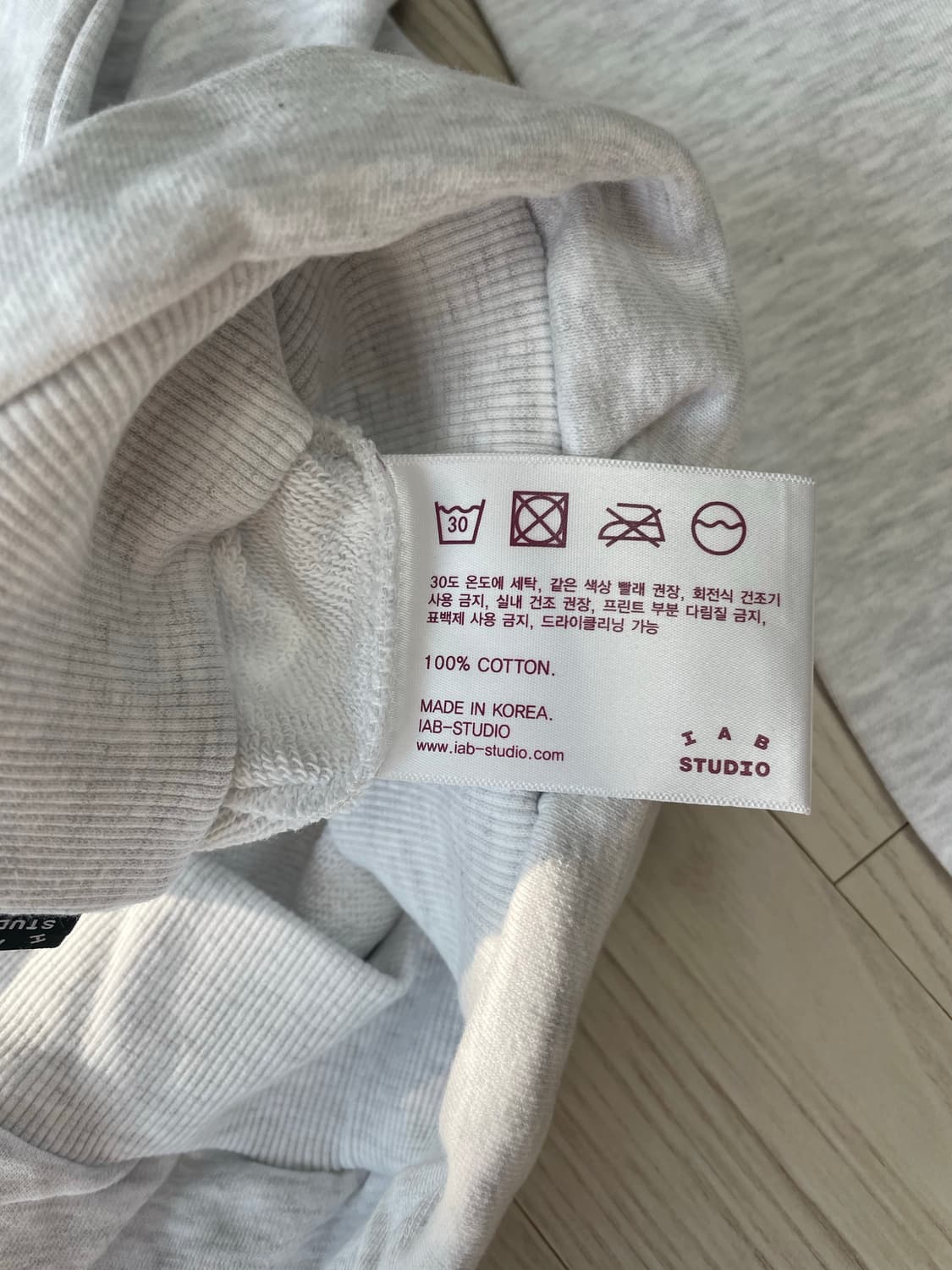 [새상품] 아이앱 스튜디오 하프 집업 그레이 상품이미지8