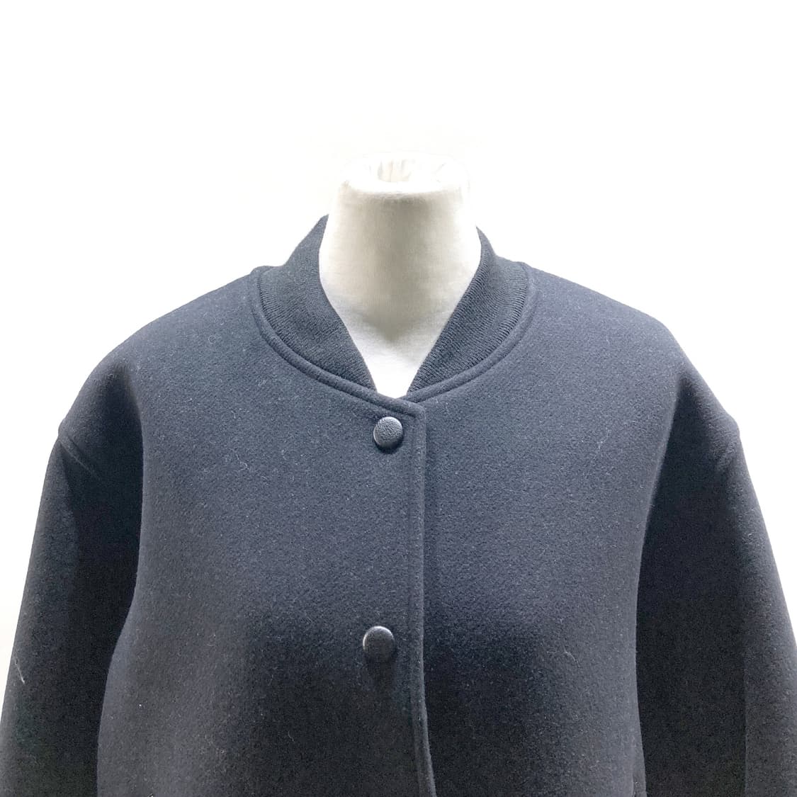 에잇세컨즈 23fw 울블렌디드 스타디움점퍼 여S 상품이미지2