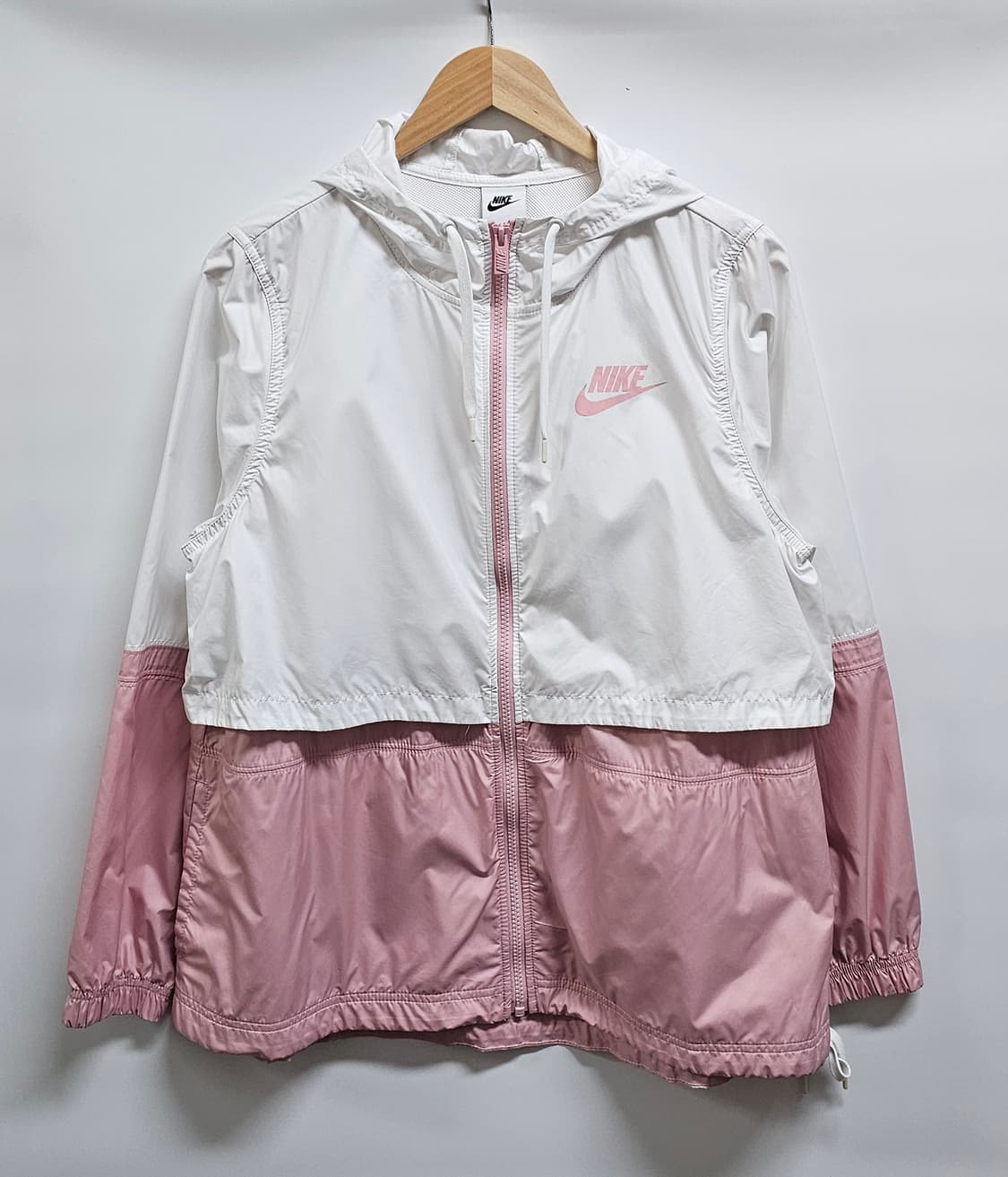 나이키 여성 윈드러너 바람막이 L 상품이미지1