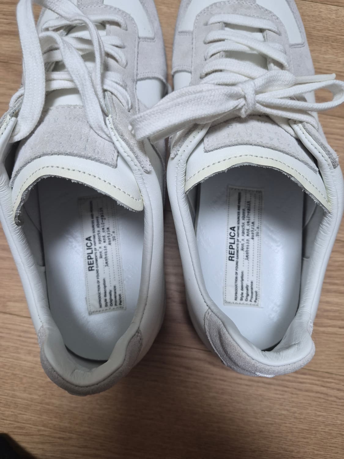 마르지엘라 카프스킨 독일군 화이트 41.5 상품이미지3