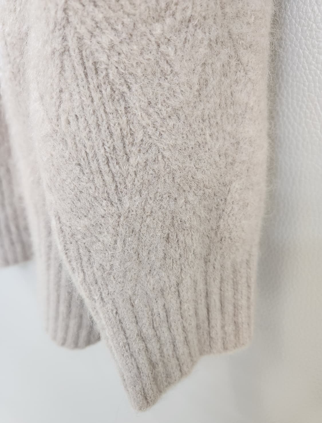 한섬 오브제 모헤어 울니트 탑 90사이즈 상품이미지4