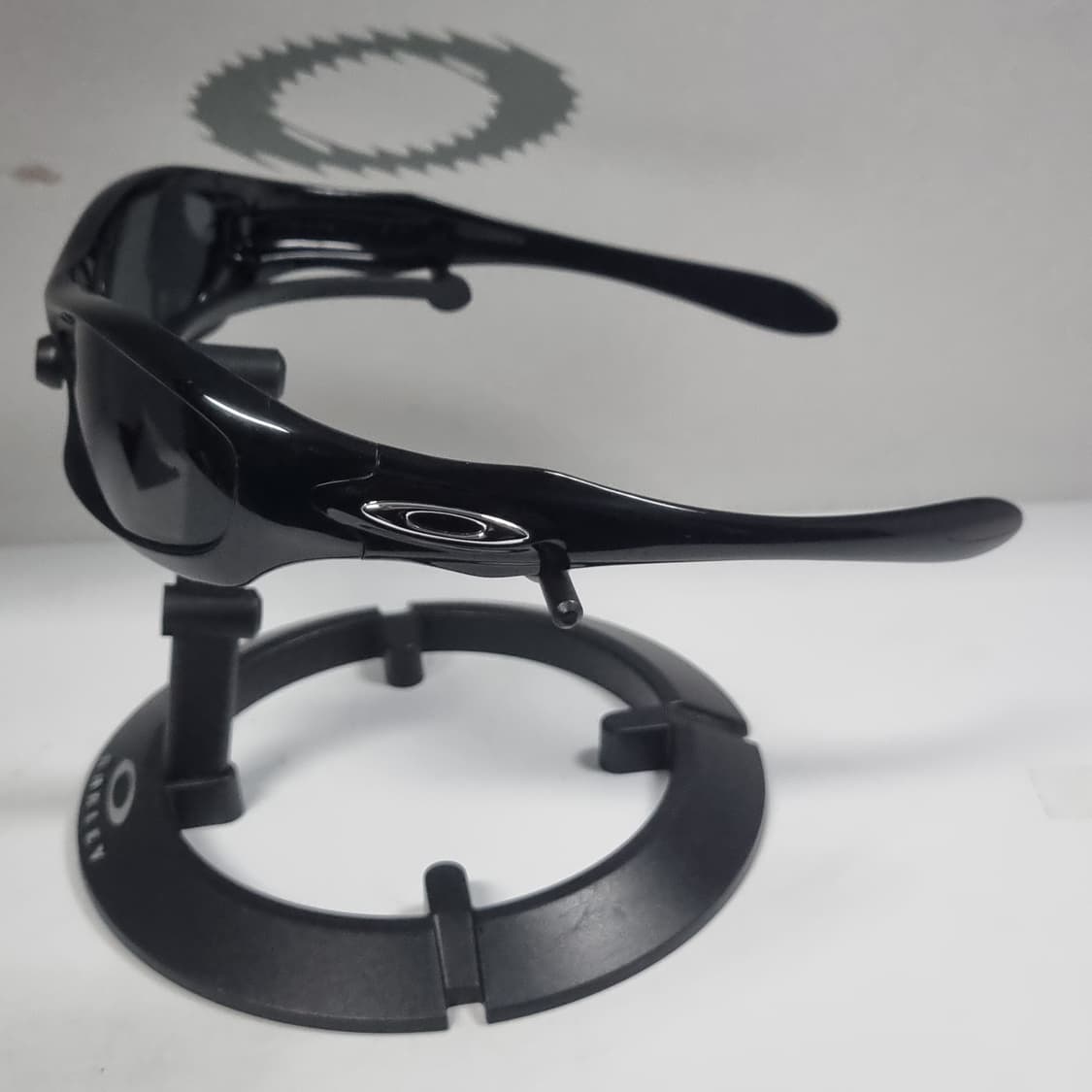 오클리 몬스터독 폴리쉬드 블랙 새렌즈 상품이미지5