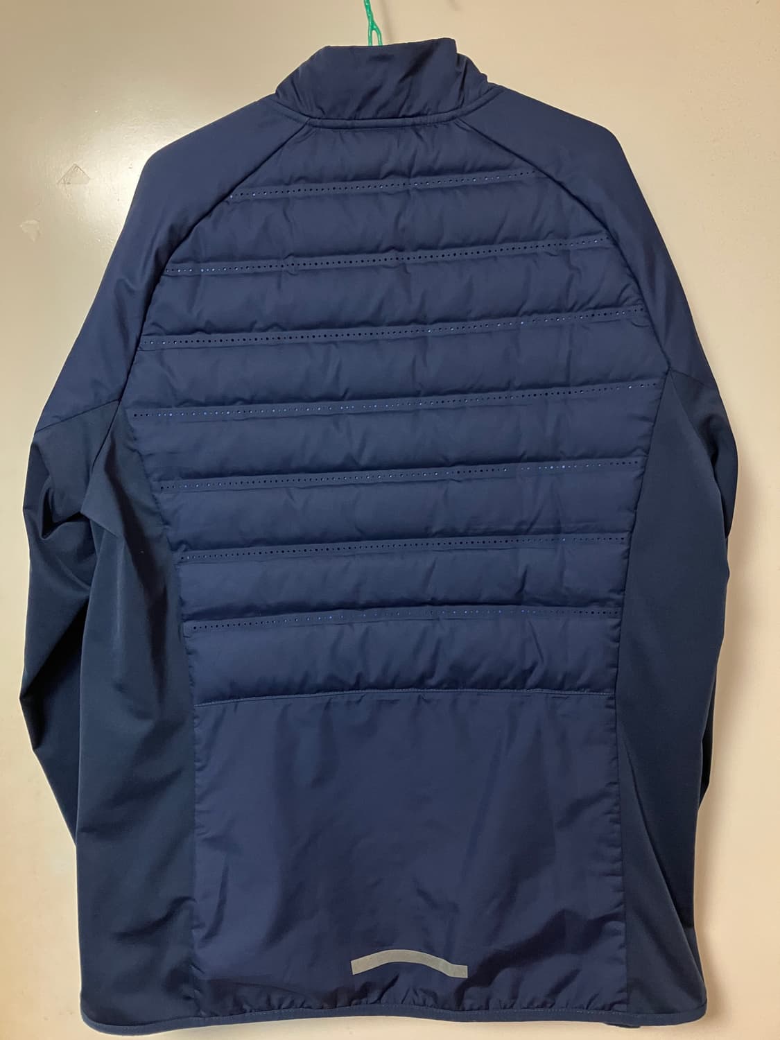 나이키 에어로로프트 자켓 L 상품이미지2