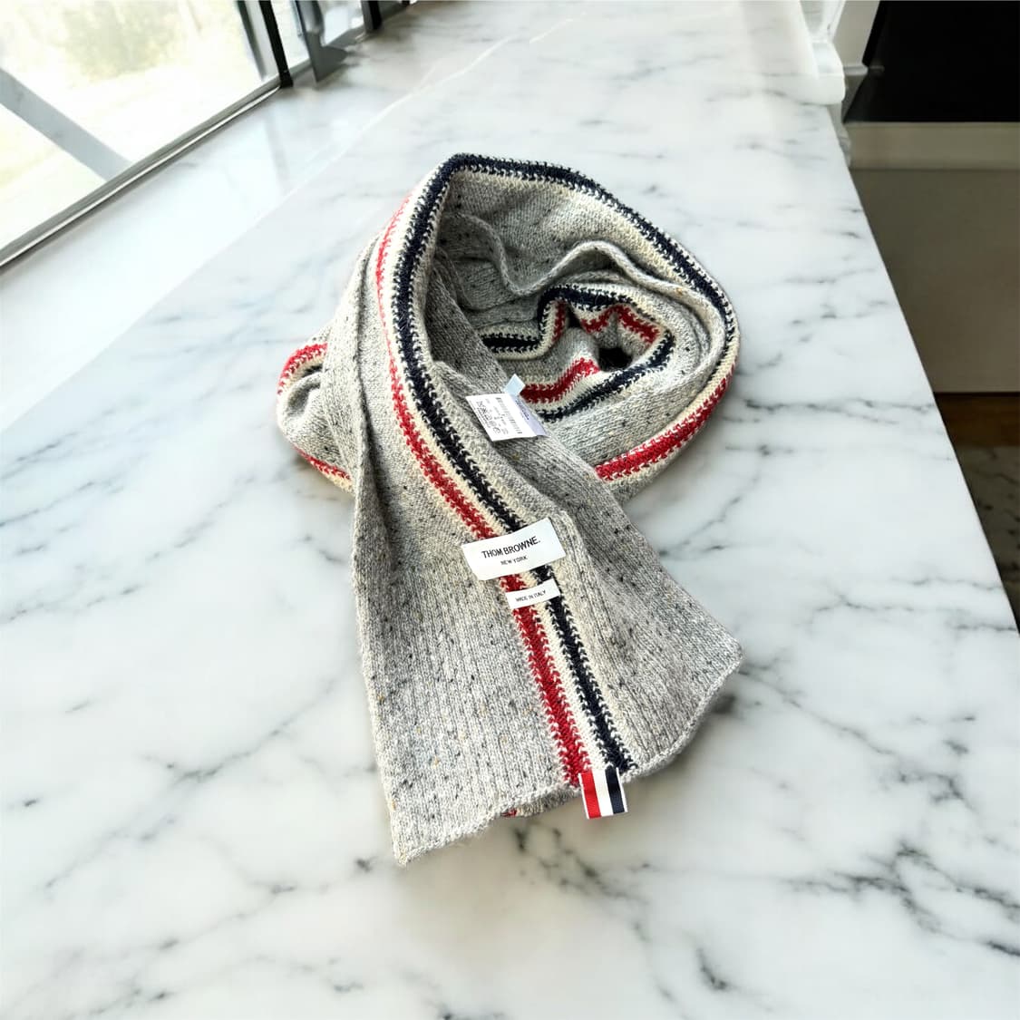 톰브라운 모헤어 3선 스웻 머플러.목도리 상품이미지4