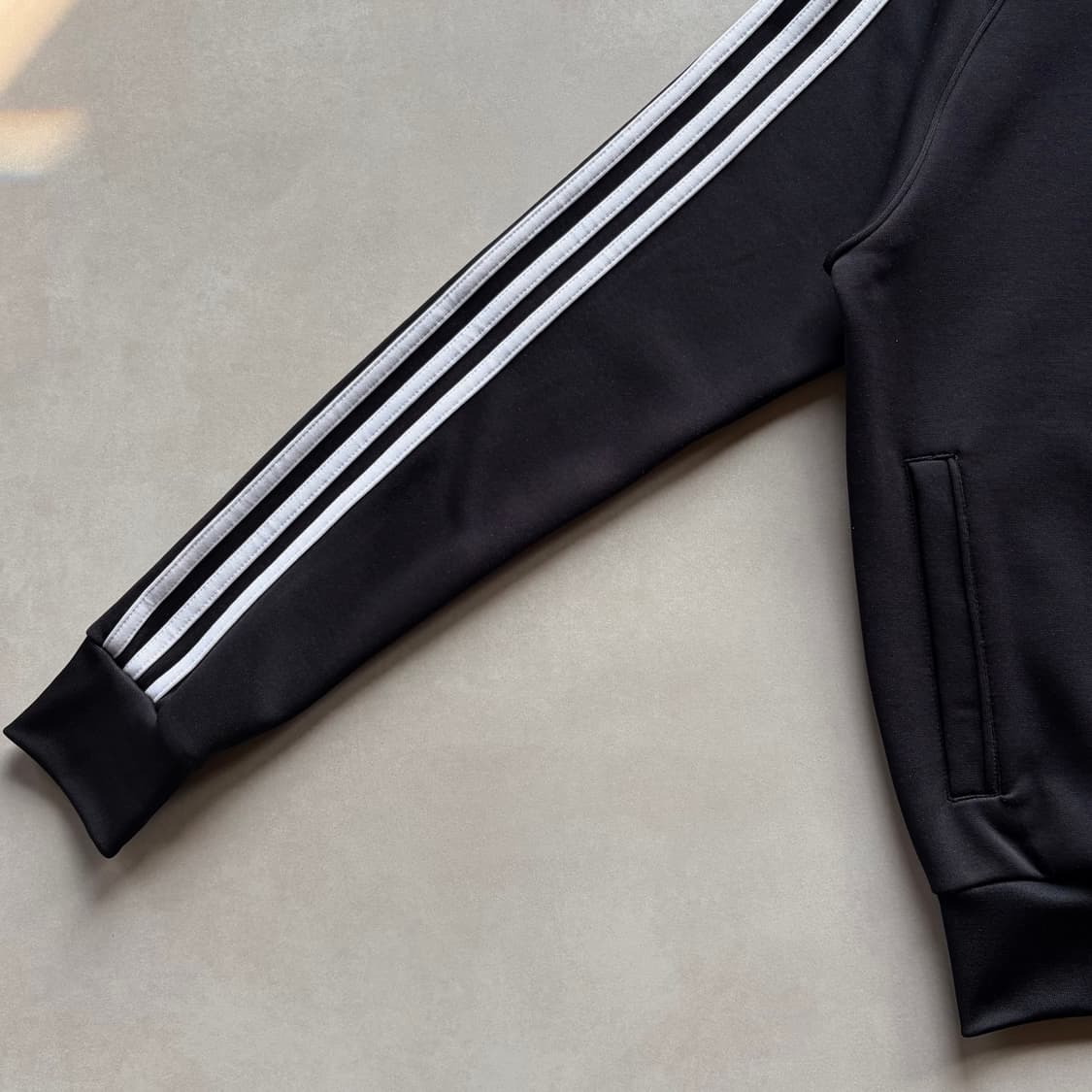 [S]아디다스 슈퍼스타 블랙 트랙탑 져지 상품이미지5