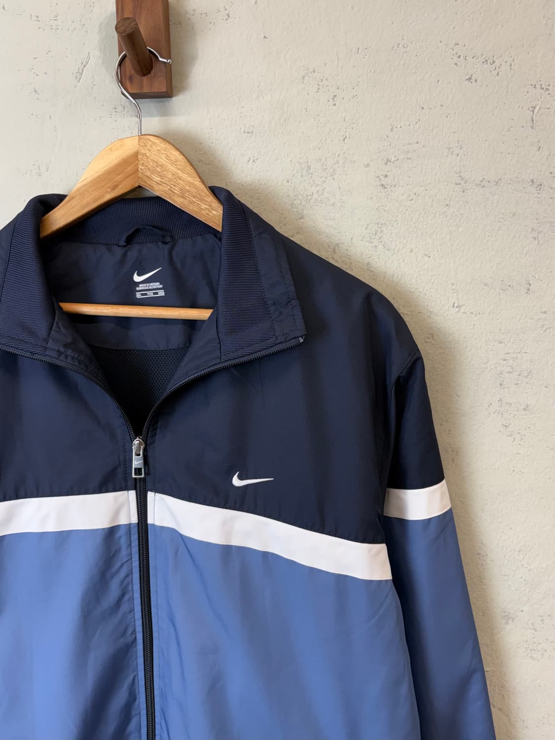 나이키 빈티지 스우시 바람막이 상품이미지2
