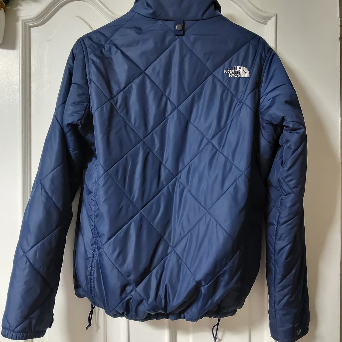 노스페이스 경량 숏 패딩 여성 90 상품이미지2