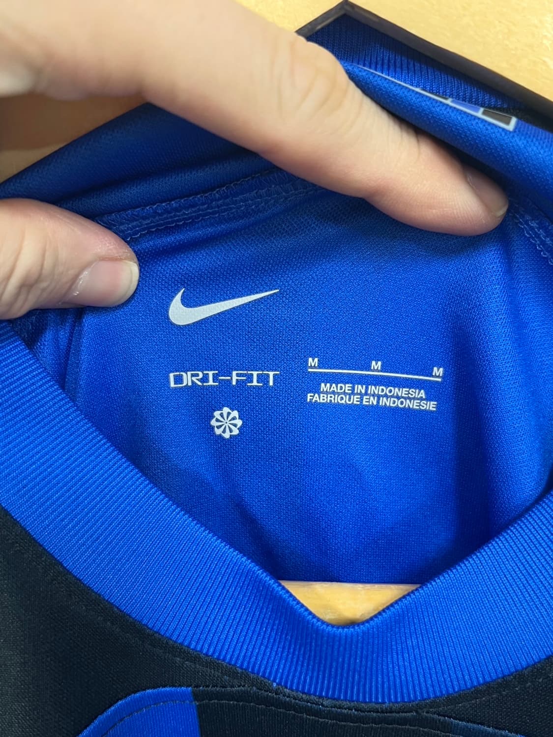 나이키 인터밀란 23-24시즌 마르티네스 마킹 유니폼 반팔 저지 상품이미지8