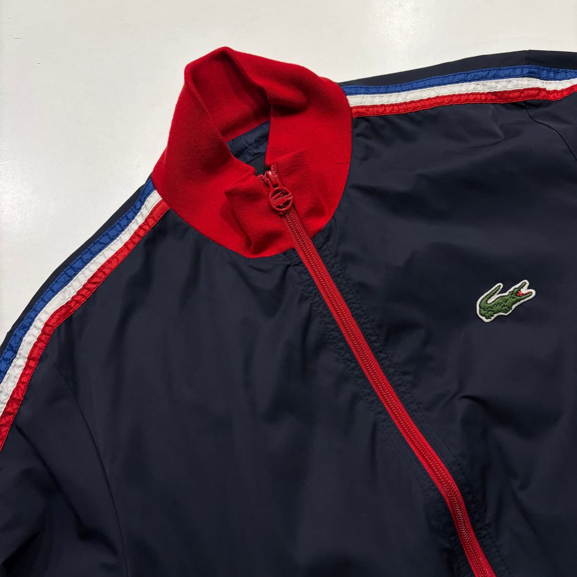 [105] 라코스테 네이비 사이드라인 바람막이 자켓 D200 상품이미지3