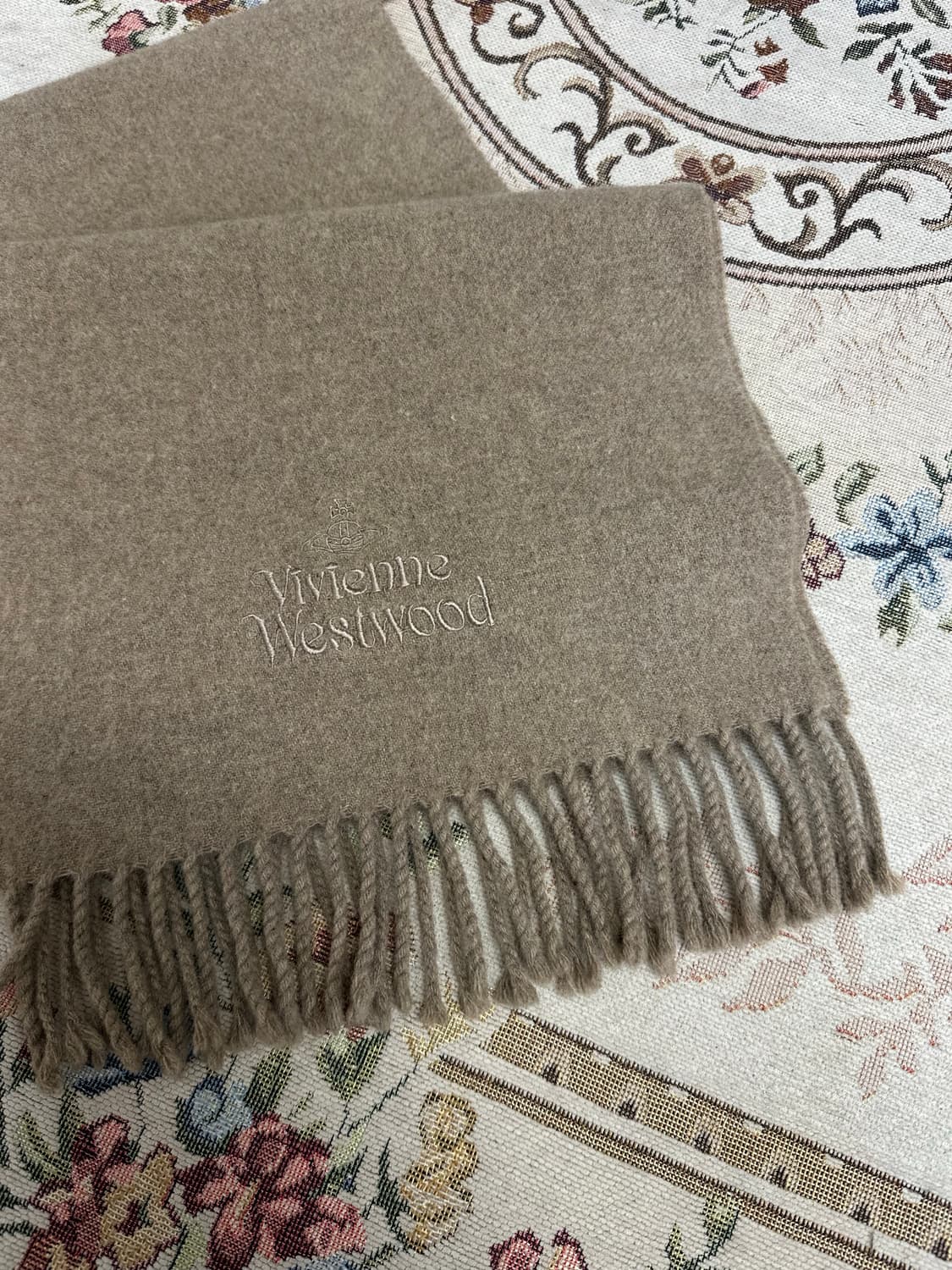비비안웨스트우드 Vivienne Westwood Logo Muffler  상품이미지1