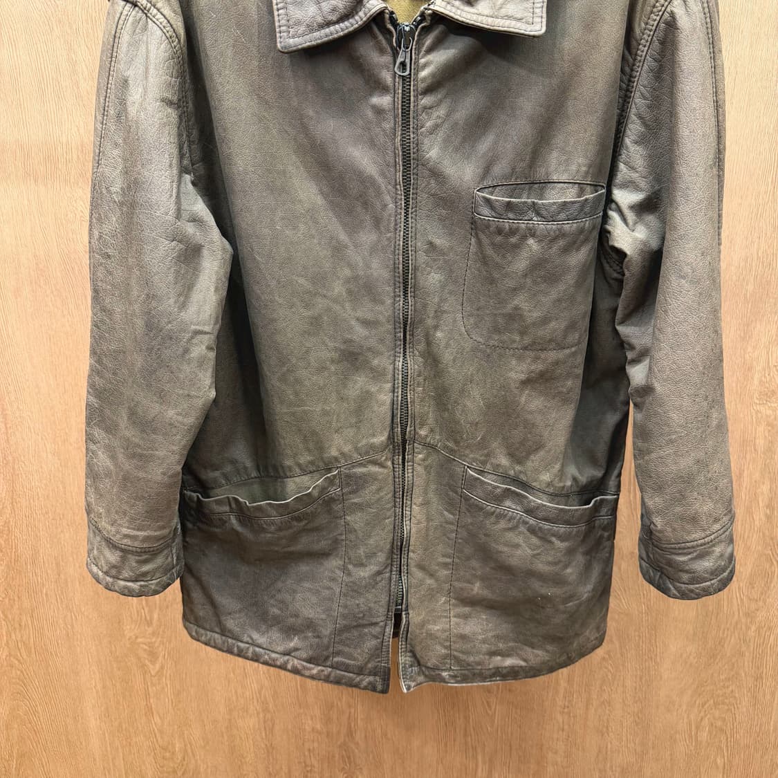 조르지오 아르마니 레더 집업 하프 코트 워싱 레더 텍스처 레귤러핏 브라운 상품이미지5