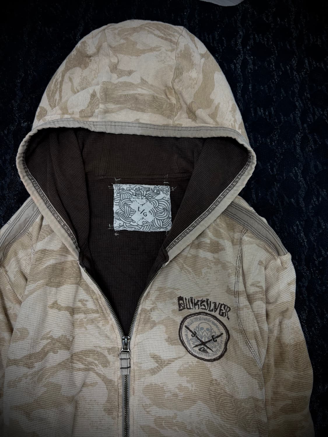 “QUIKSILVER” 00’s Grunge Mood Camo Hoodi 상품이미지4