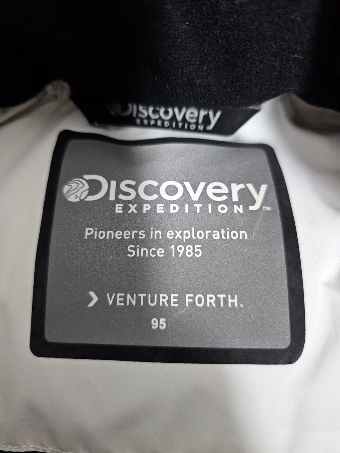 디스커버리 덕다운 숏패딩 95 상품이미지3