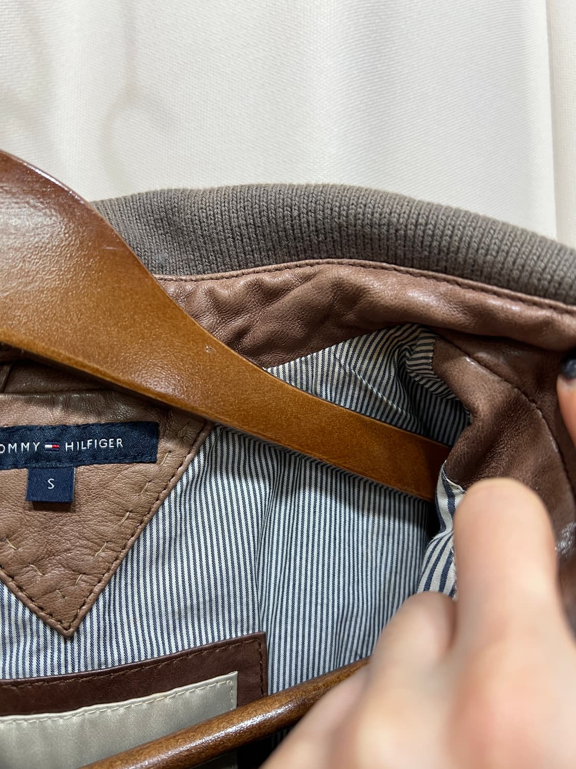 타미힐피거 양가죽 에이징 레더자켓  상품이미지6