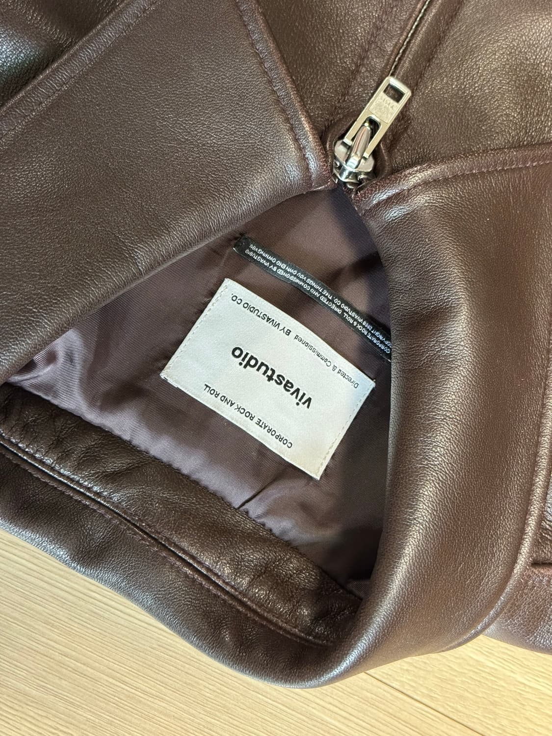 비바스튜디오 리얼 가죽 집업 자켓 M (다크 브라운) 상품이미지3