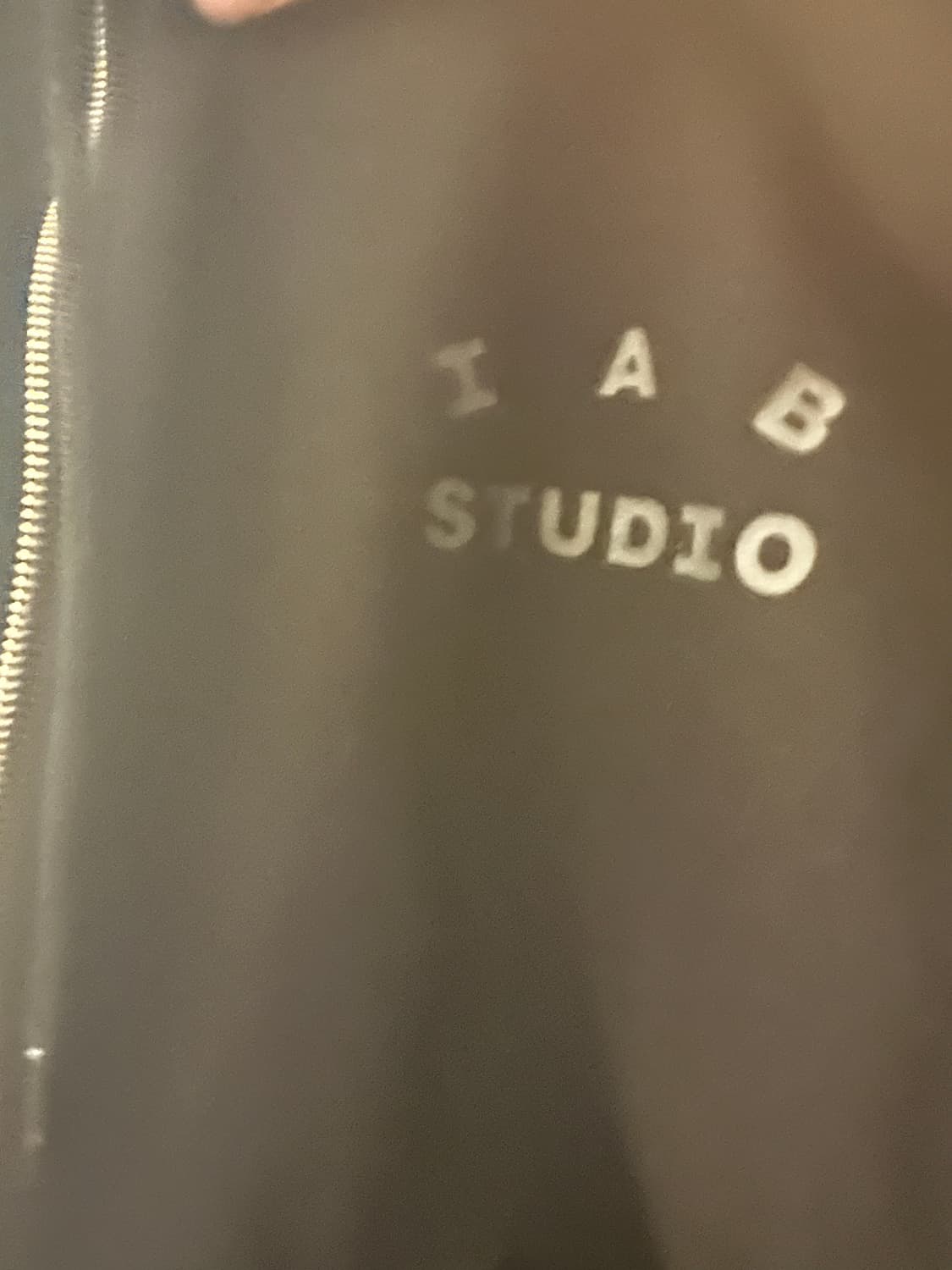 IAB STUDIO  X JTBC 스태프 후드집업 상품이미지4