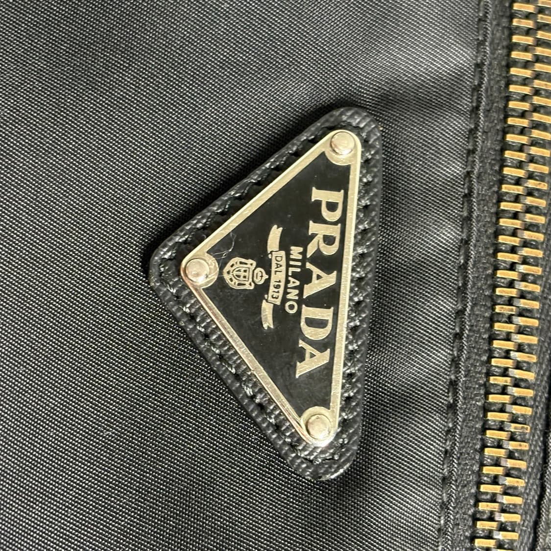 프라다 리나일론 크로스백 블랙 상품이미지4