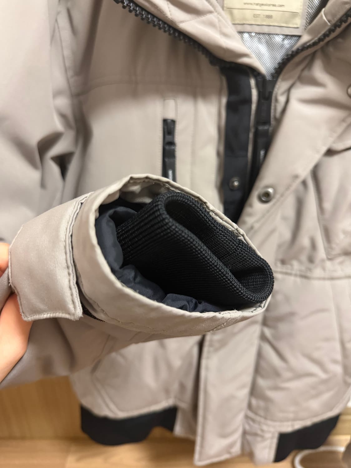 내셔널지오그래픽 숏패딩 S 상품이미지4