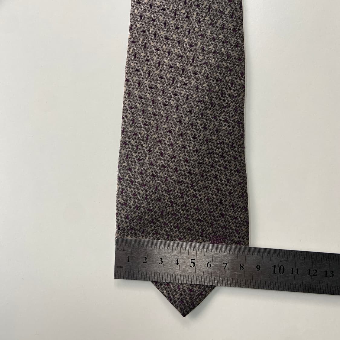  버버리 심플로고 명품 정품 넥타이 (Burberrys)8.2cm 상품이미지8