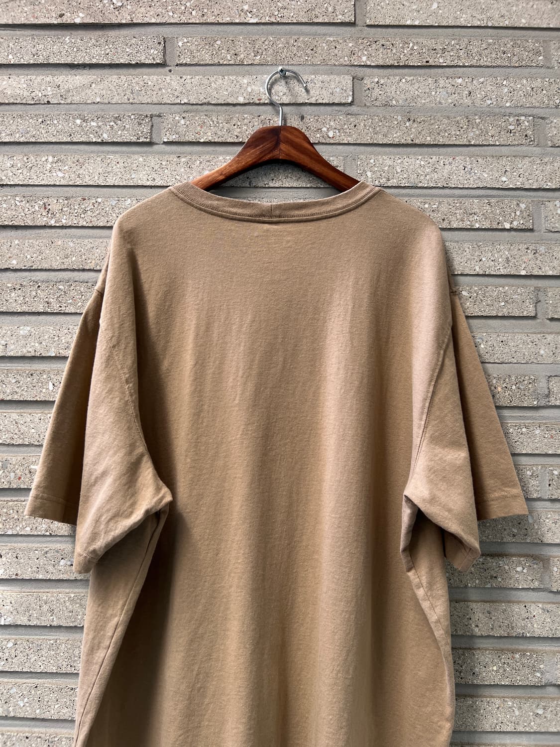 [XL]칼하트 USA 머쉬룸 자수 디테일 베이지 티셔츠 상품이미지6