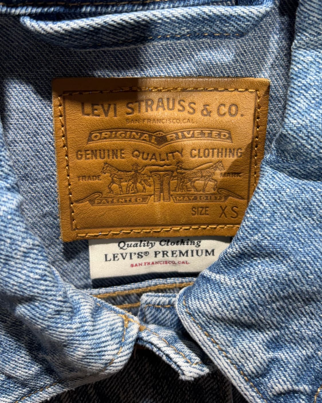 XS 리바이스 프리미엄 투포켓 연청 데님 자켓  상품이미지5