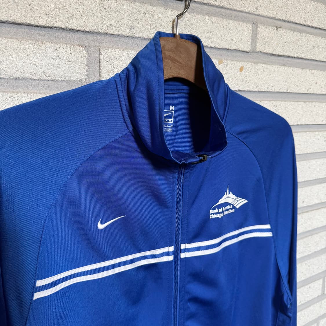나이키 시카고 마라톤 체스트 스트라이프 화이트블루 배색 져지 자켓 상품이미지3