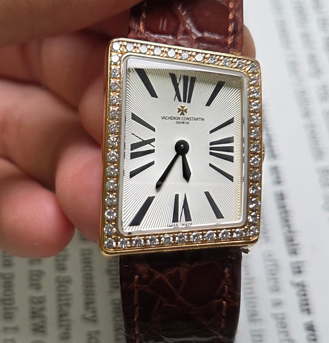 바쉐론 콘스탄틴(VC) 1972 어시메트릭 18k올금통 다이아베젤
 상품이미지1