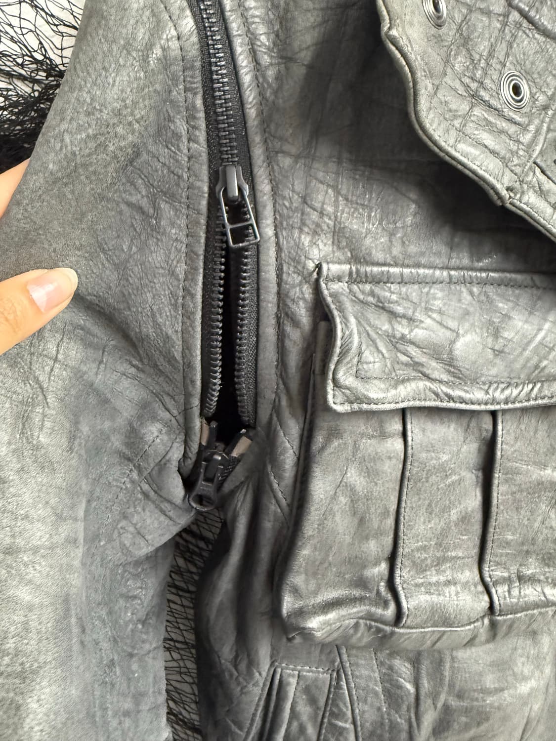 Hard zipper detail leather jacket 상품이미지5