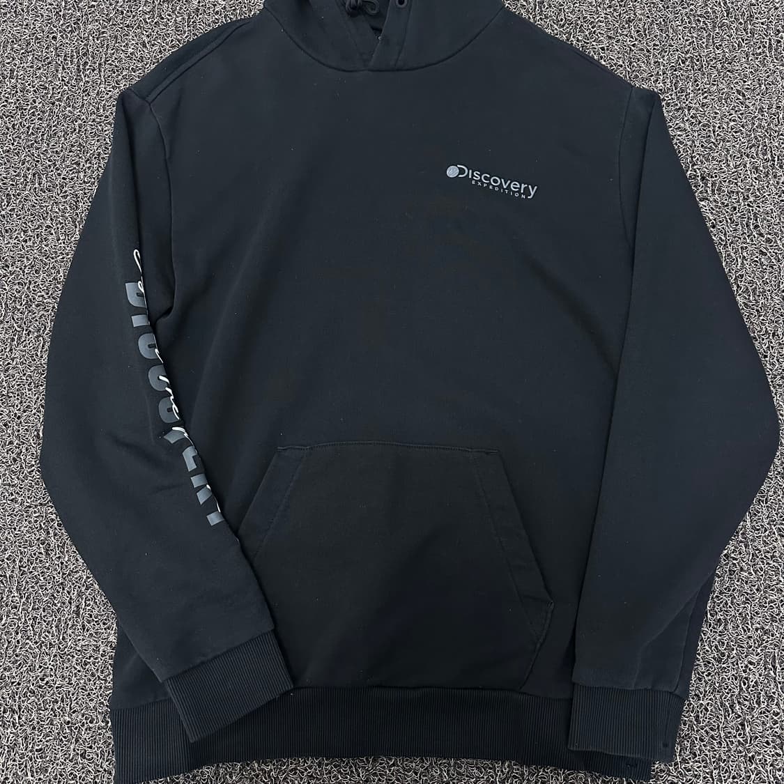 디스커버리 후드티셔츠 블랙 90(S) 상품이미지3