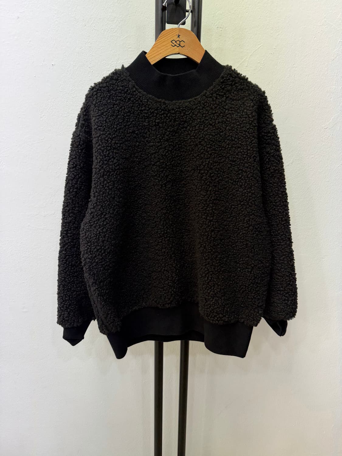  정품) COS 코스 여성 오버핏 뽀글이 맨투맨 XS 상품이미지1