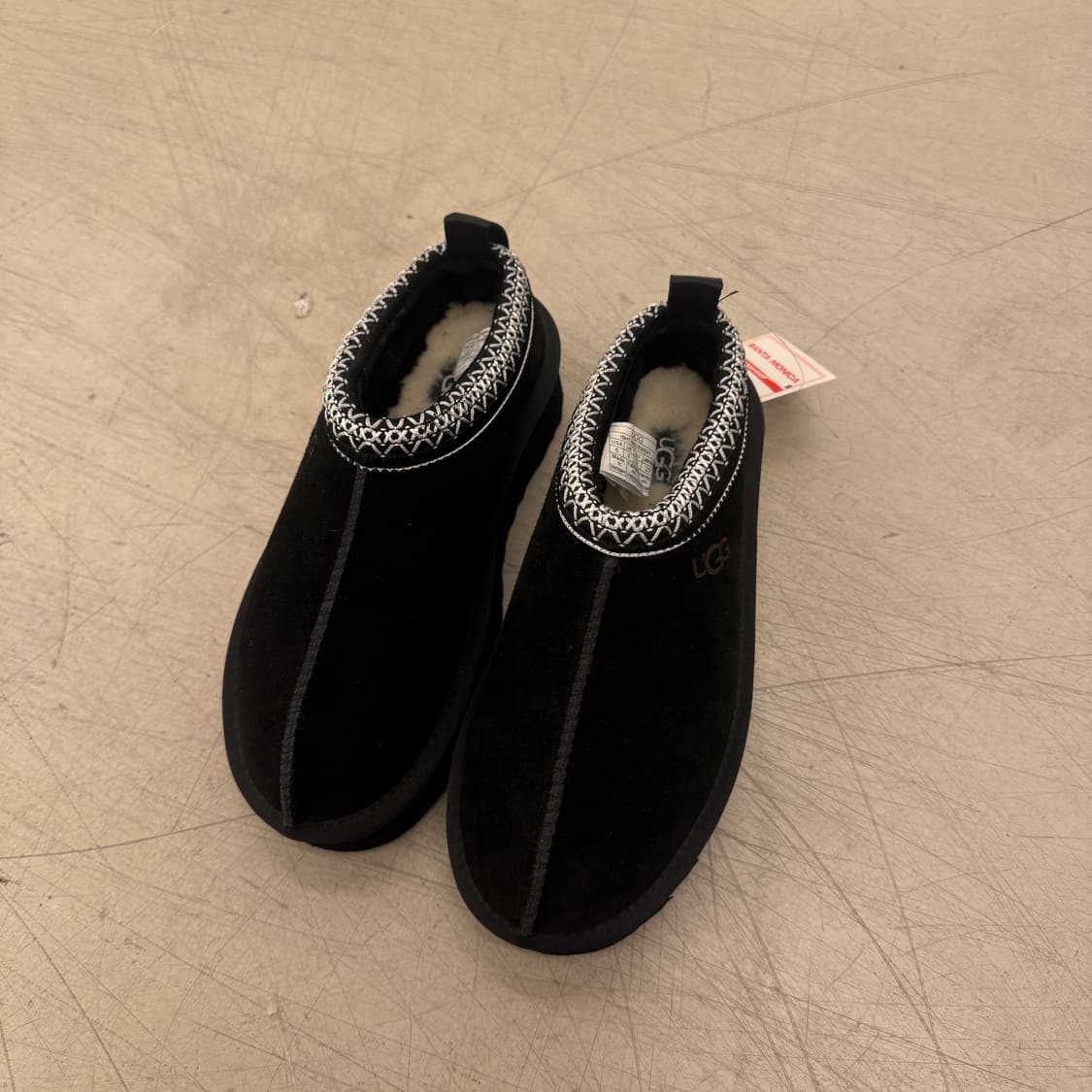 어그 블랙 통굽 부츠 U750 상품이미지1