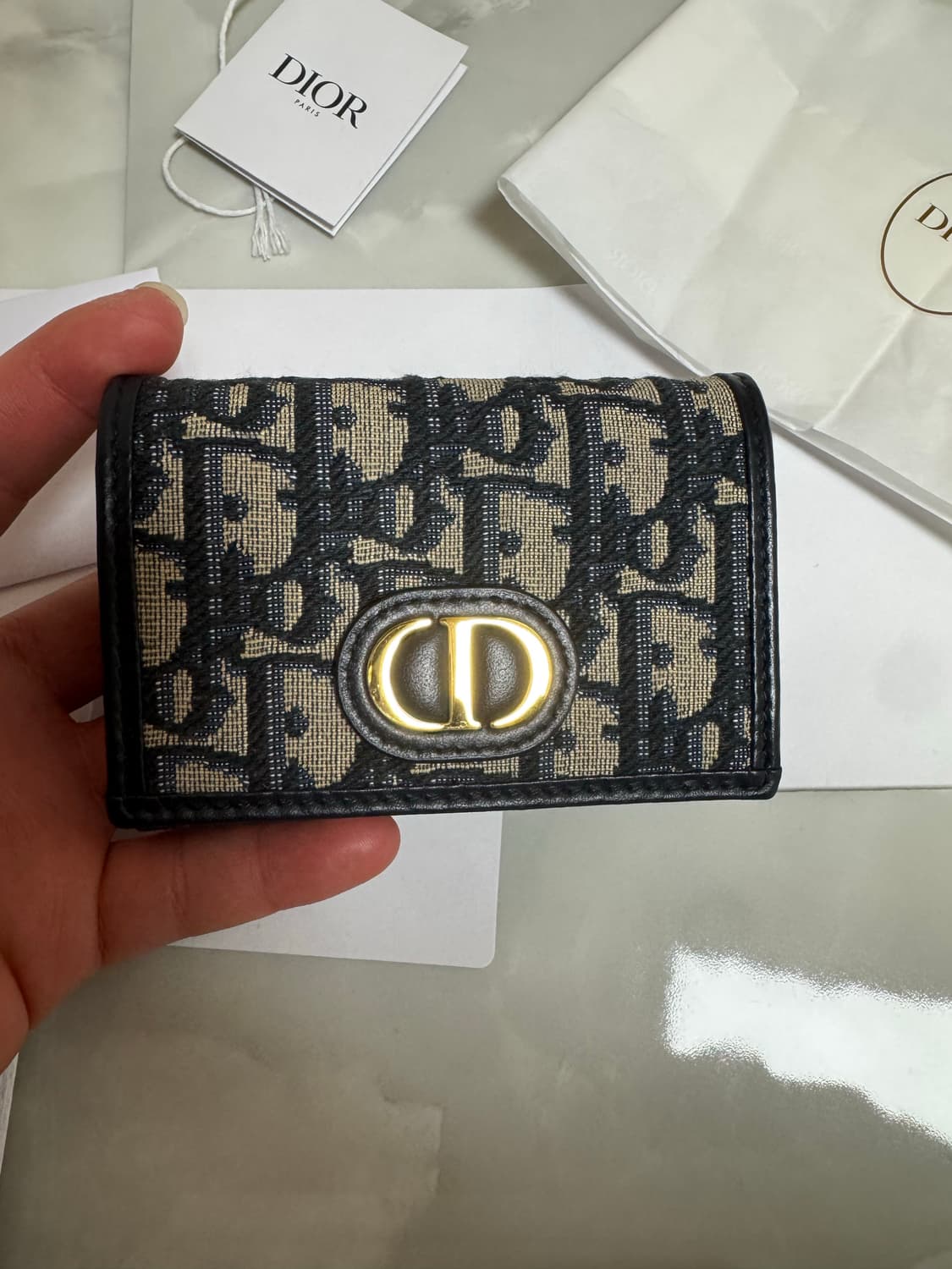 디올 몽테인 반지갑 롯데백화점 구매 상품이미지2