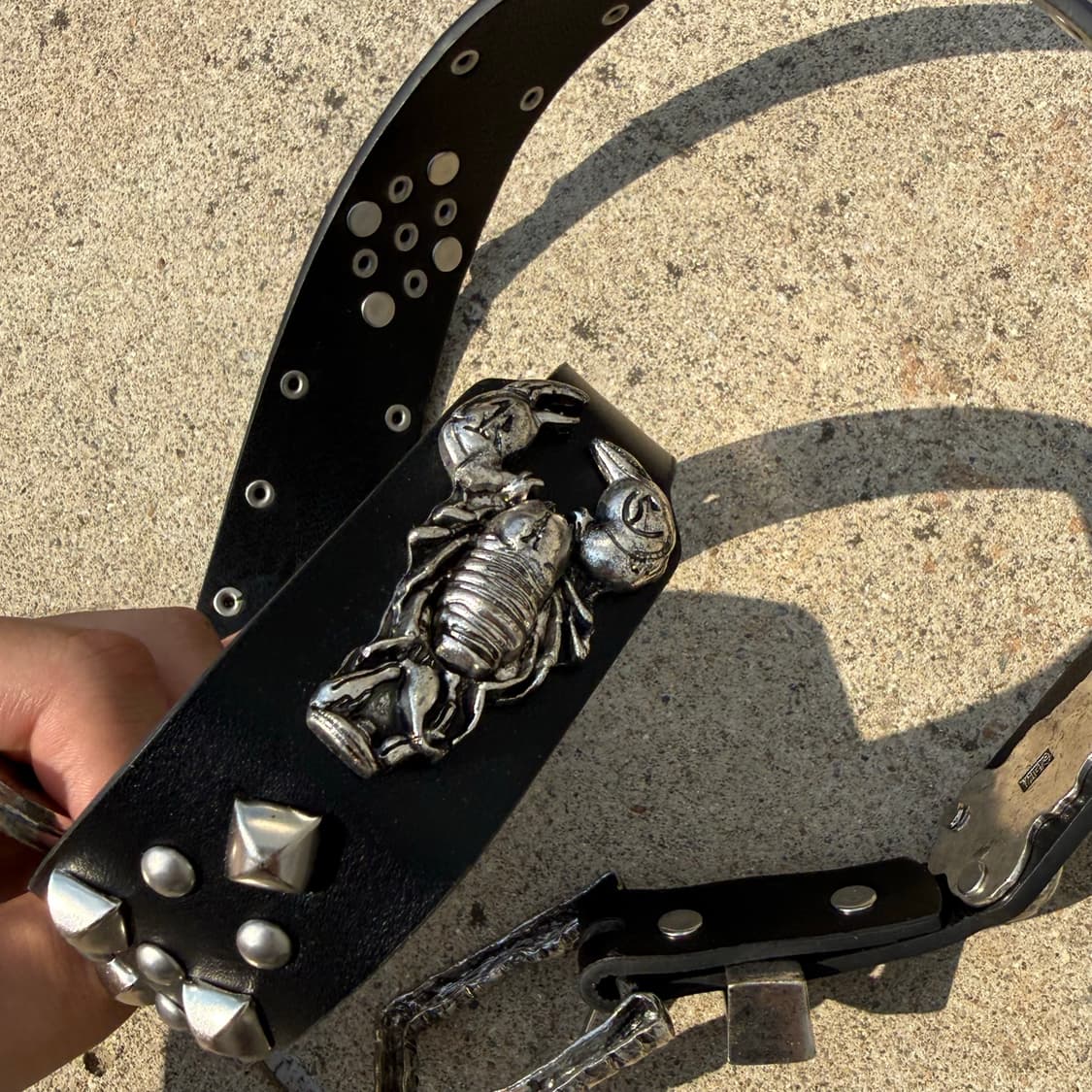 Smoked Metal Scorpion Leather Belt 상품이미지4