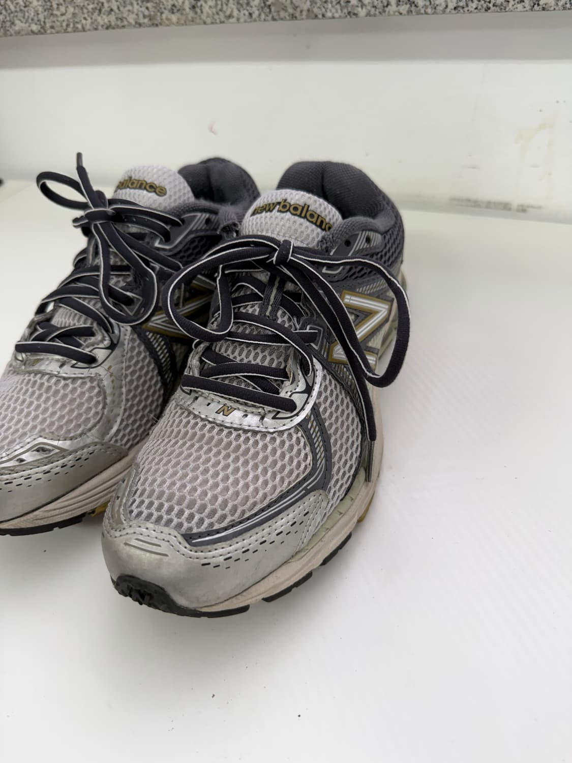 정품) 뉴발란스 860 V2 운동화 265 상품이미지2
