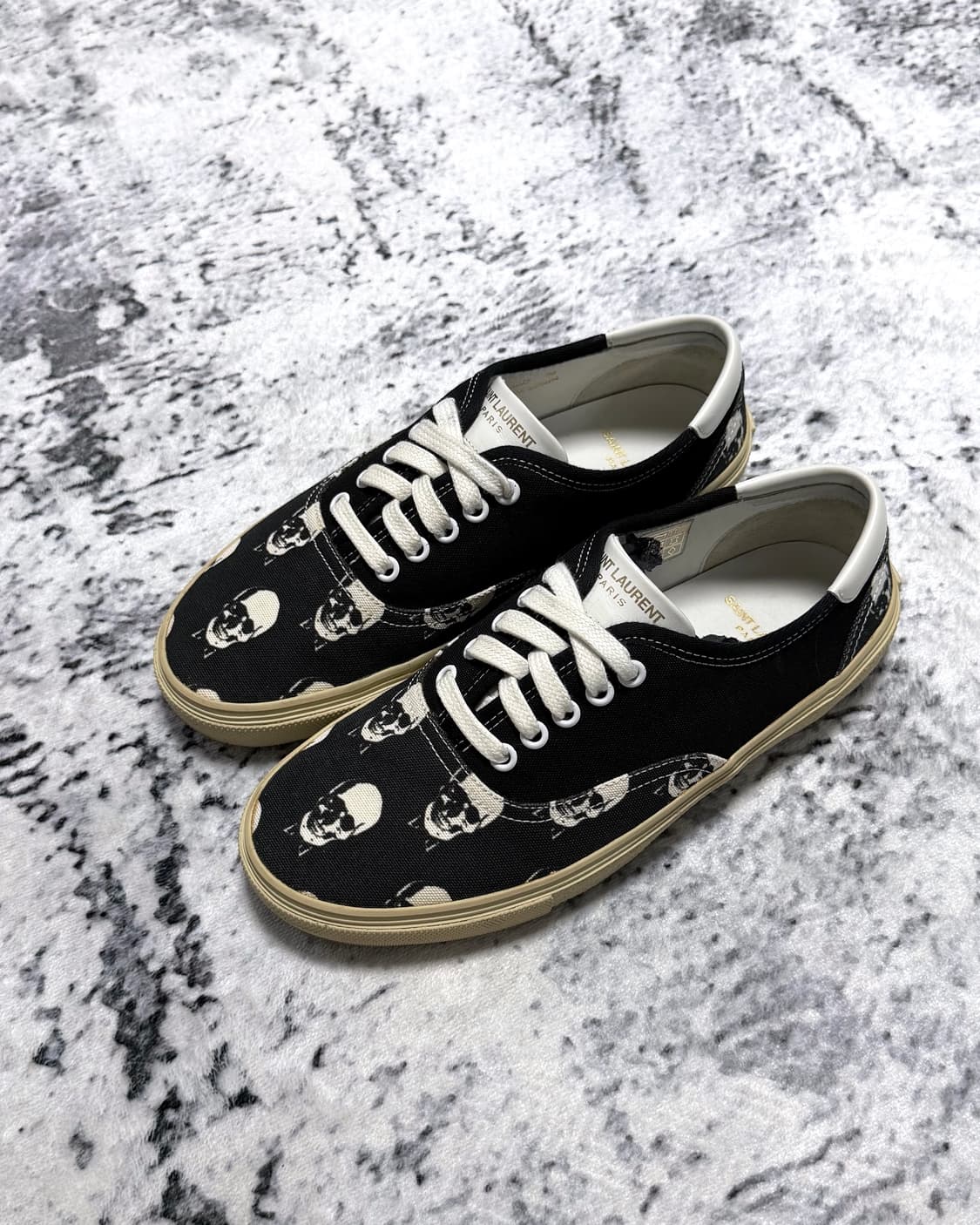 (풀구성) 생로랑 스컬 로우탑스니커즈 39 상품이미지1